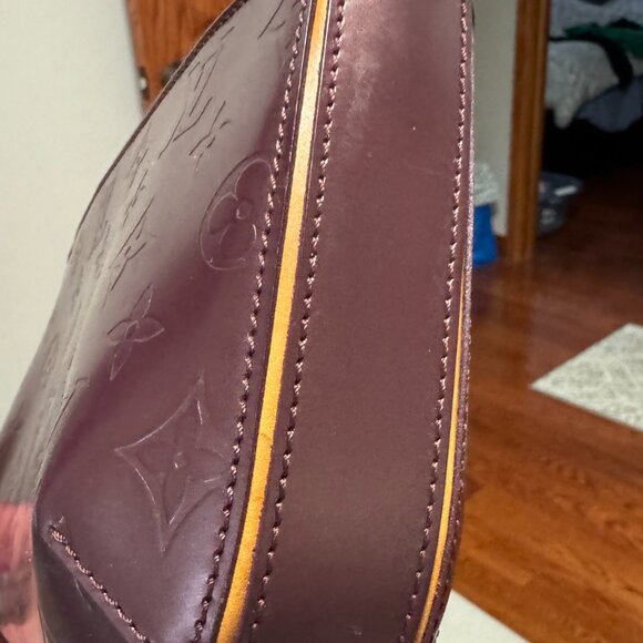 Authentic Louis Vuitton Monogram Mat Fowler Bag - Picture 7 of 7